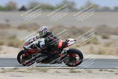 media/May-05-2025-Moto Forza (Mon) [[3c1838c5e5]]/2-B Group/Session 3 (Panning Test Turn 14 Inside)/